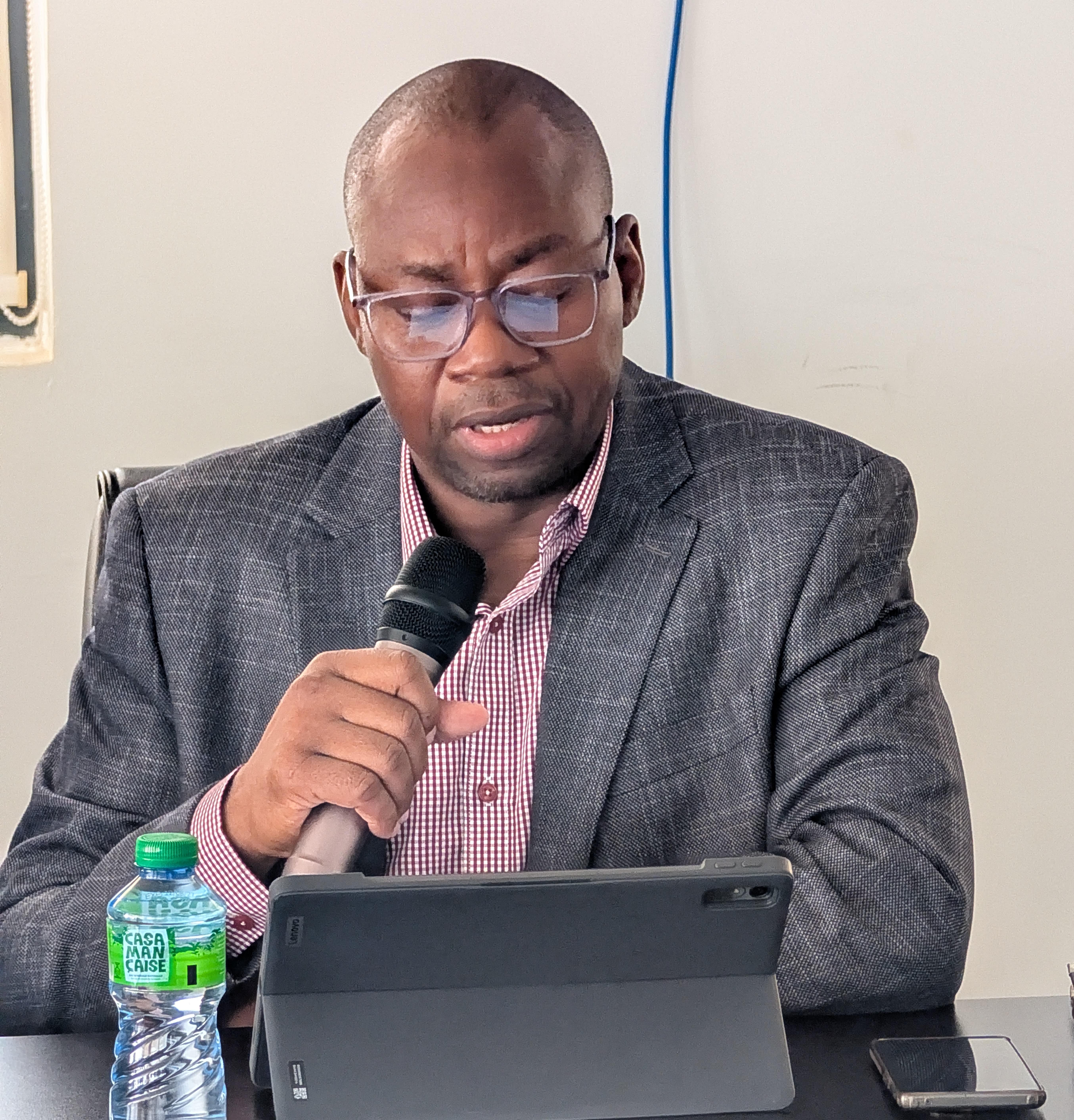 Dr. Issa Ou&eacute;draogo