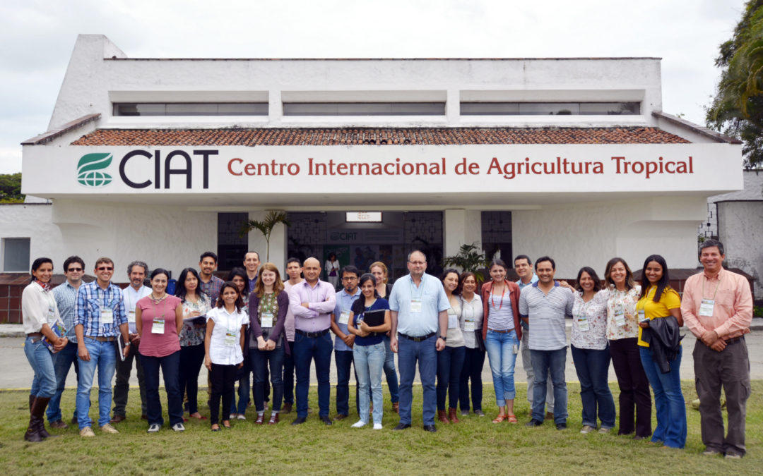 Tejiendo Lazos, un puente entre Corpoica y el CIAT para fortalecer la investigación agrícola en Colombia