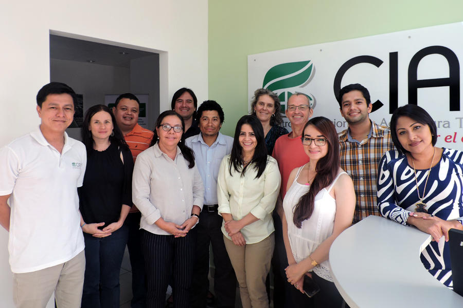 El equipo CIAT en Centroamérica, logros científicos con impacto social