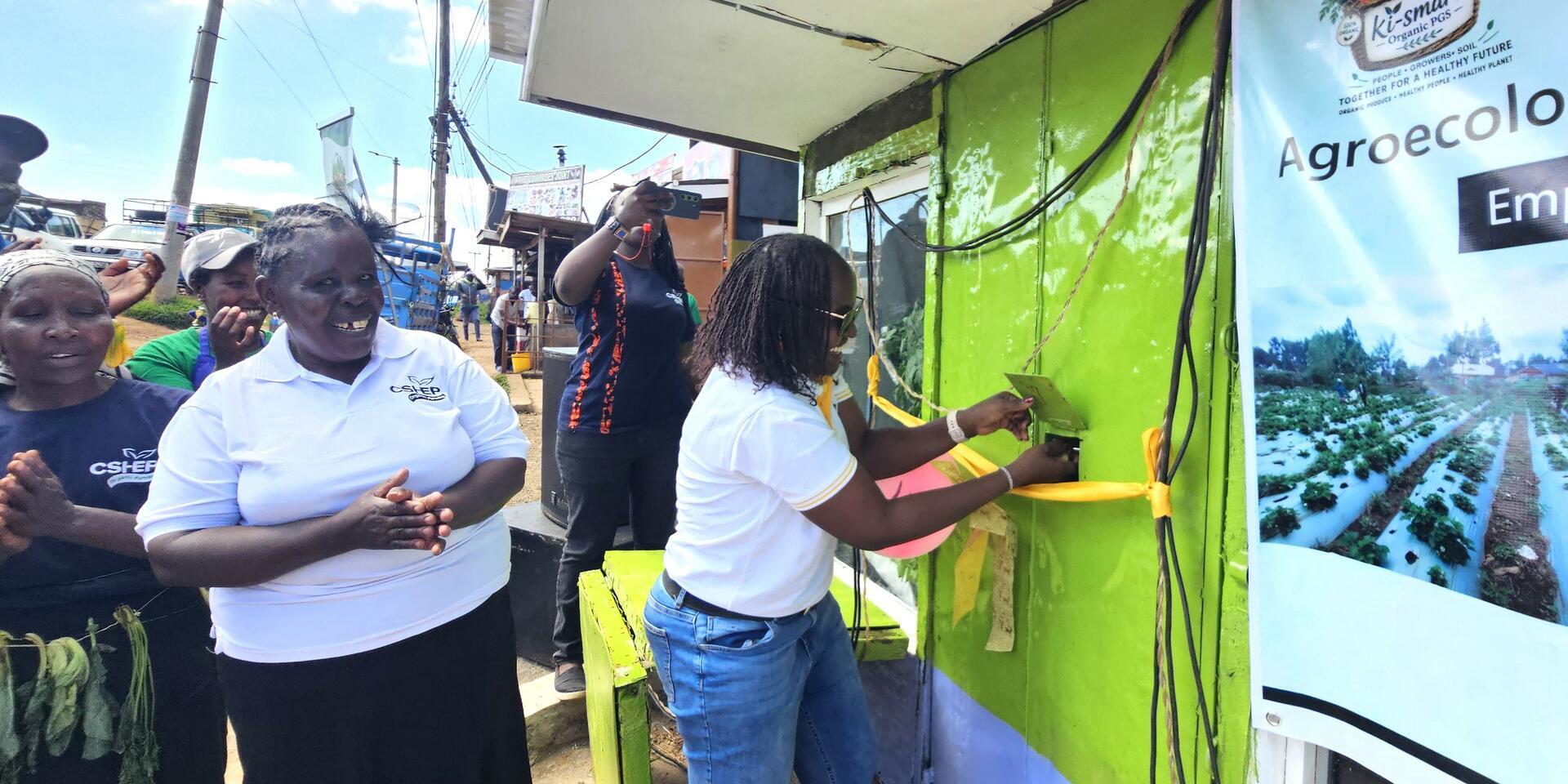 Organic farmers market opens new opportunities for smallholder farmers in Kiambu - Alliance Bioversity International - CIAT - Image 2