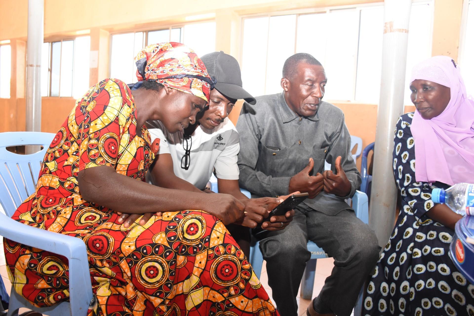 Radio Listeners Clubs Boost Engagement and Feedback, Enhancing Climate Resilience for Bean Farmers in Tanzania - Image 2