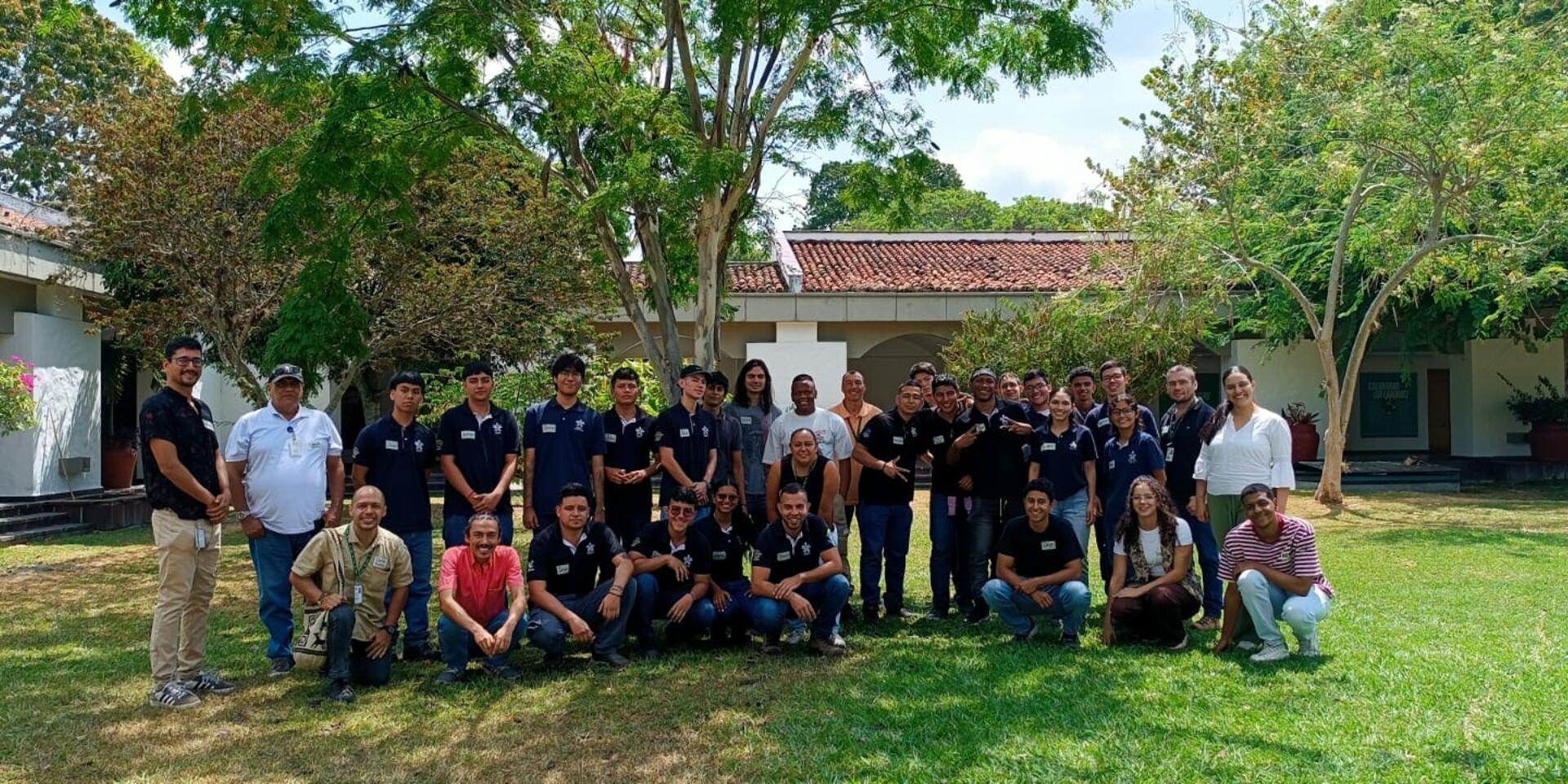 Desaf&iacute;o de Innovaci&oacute;n FlyInnova 2024 - Hackat&oacute;n