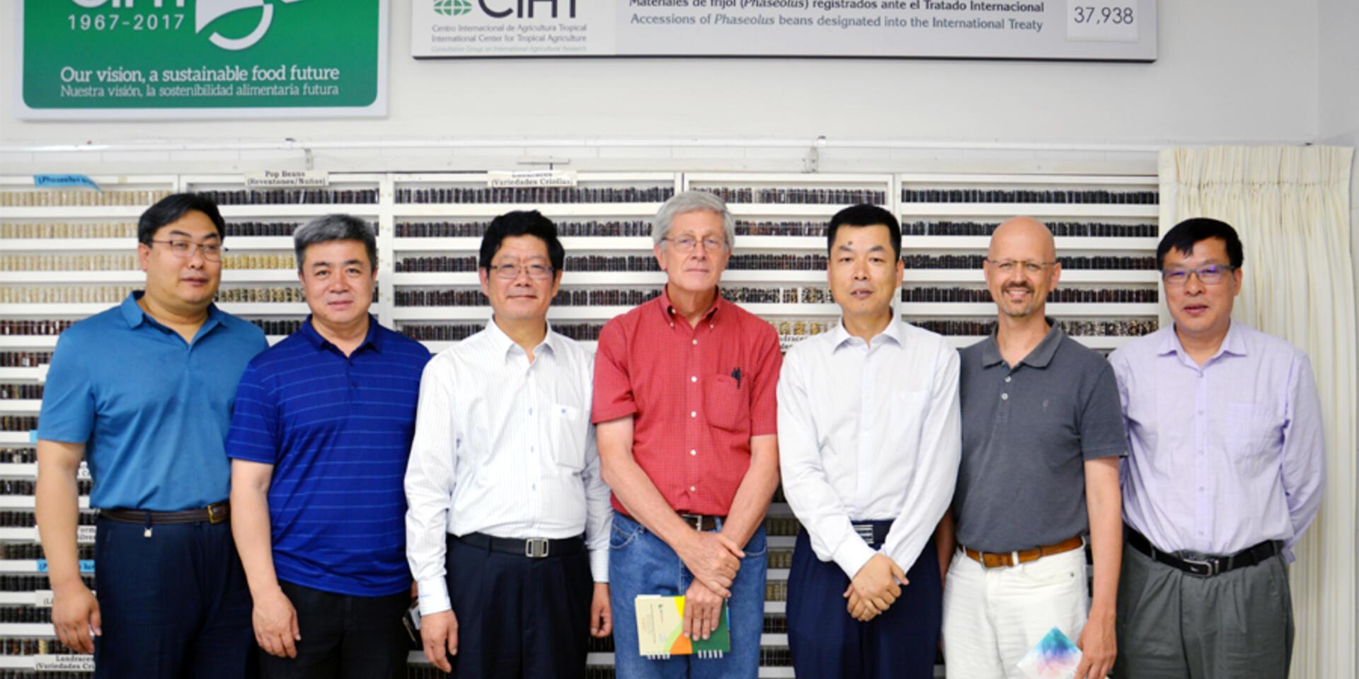 CIAT, CAAS establish Beijing joint lab and expand scientific cooperation