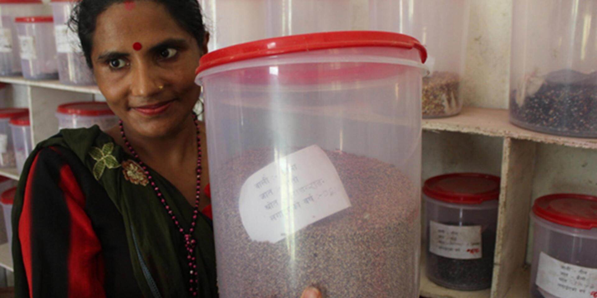 Linking ex situ and in situ conservation in Nepal
