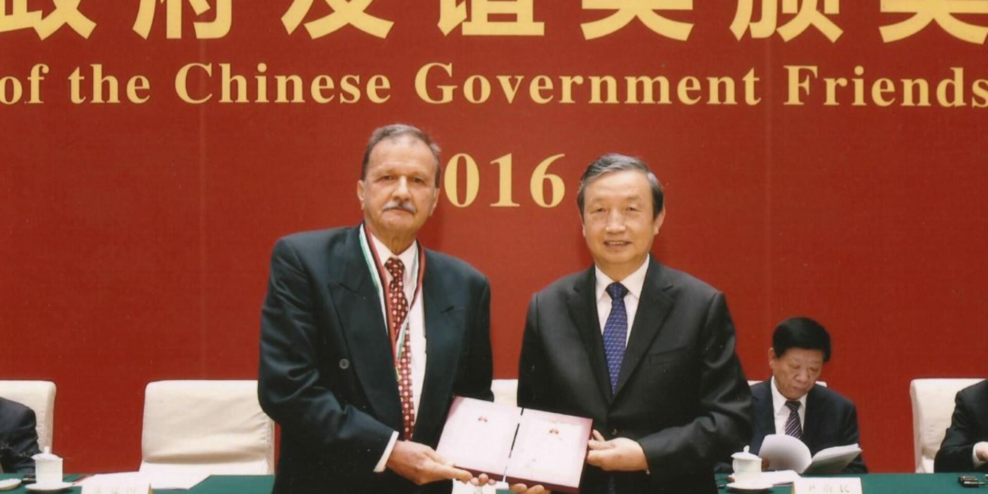 CIAT emeritus scientist wins Chinese government's Friendship Award