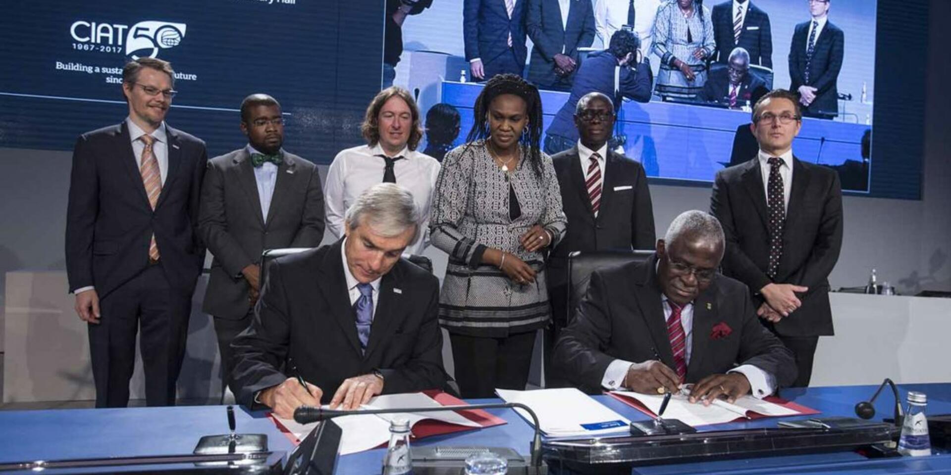 CIAT and IFAD make strides towards climate-smart agriculture