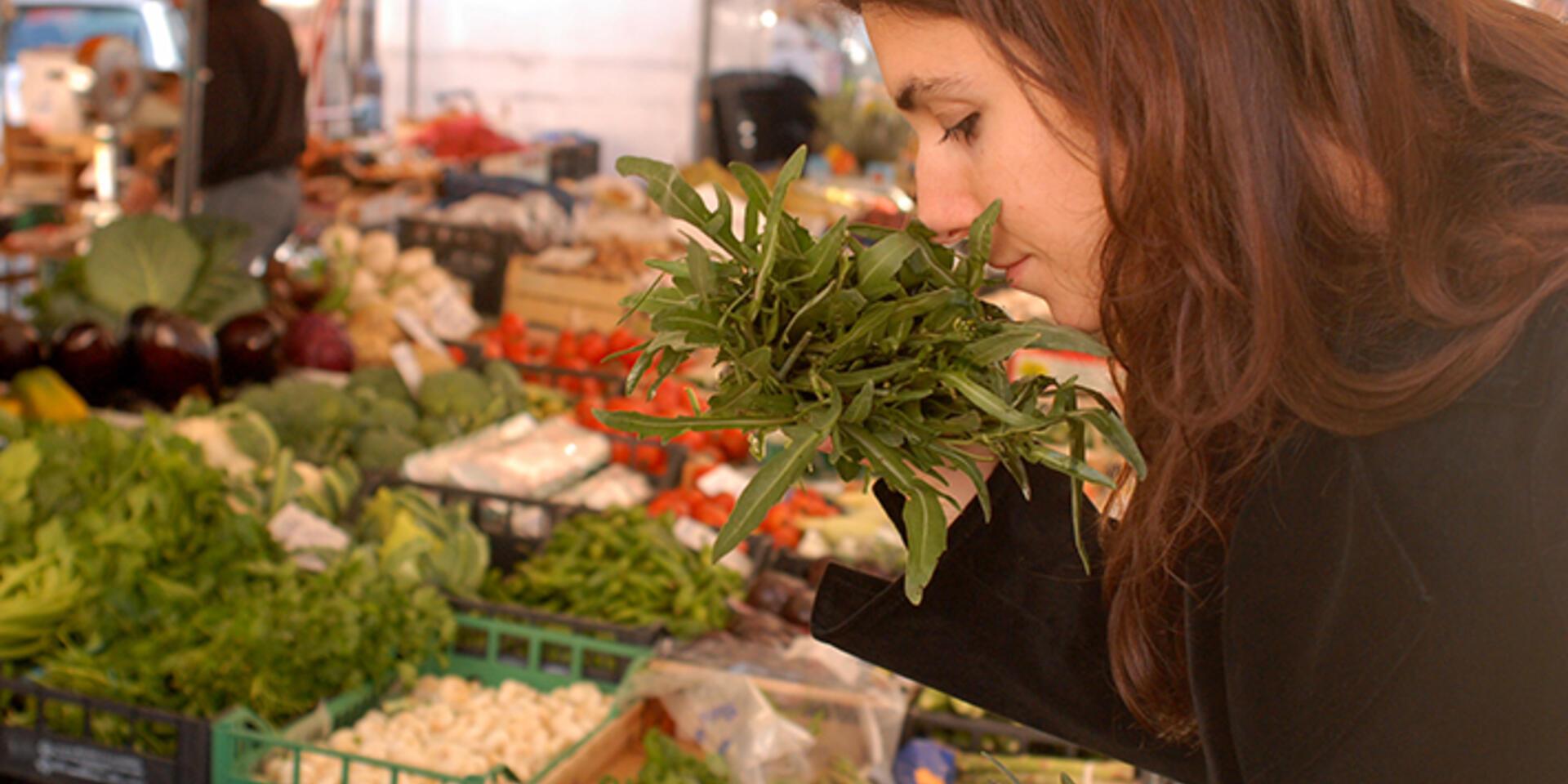 Supporting food industry efforts to improve agricultural biodiversity