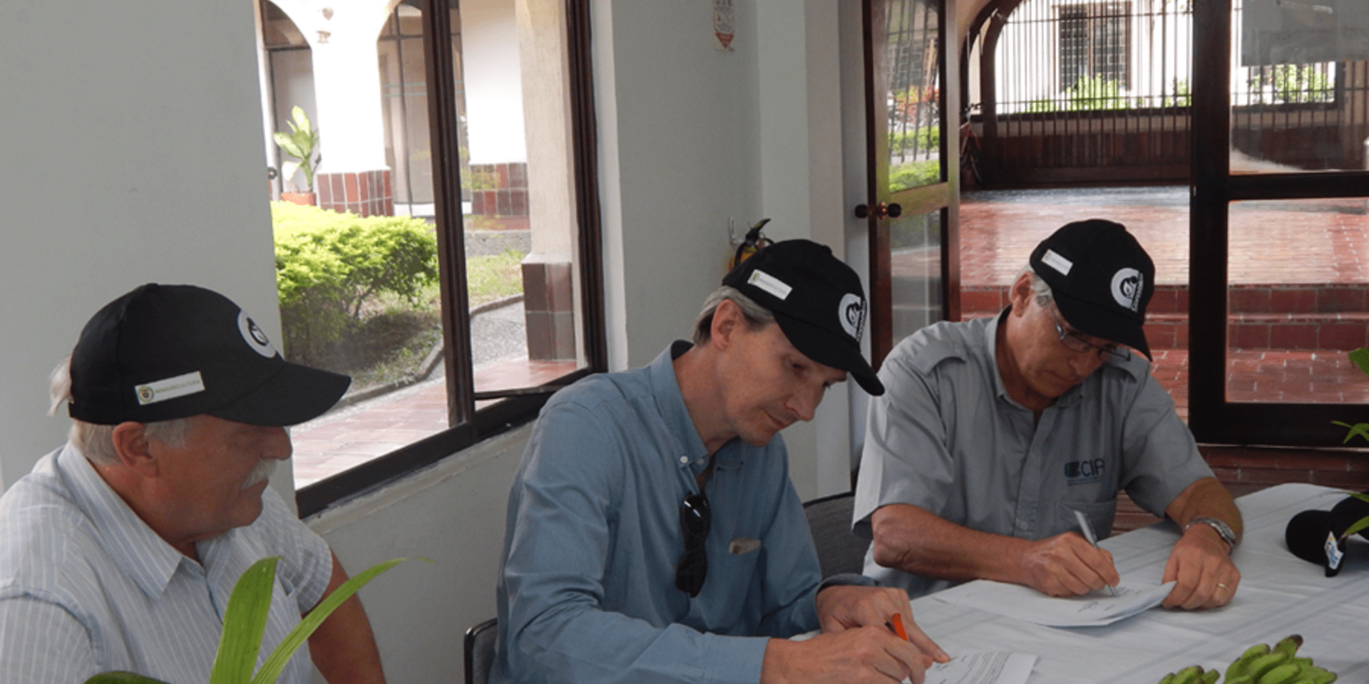 Firmado nuevo convenio Corpoica-CIAT para el desarrollo del agro colombiano