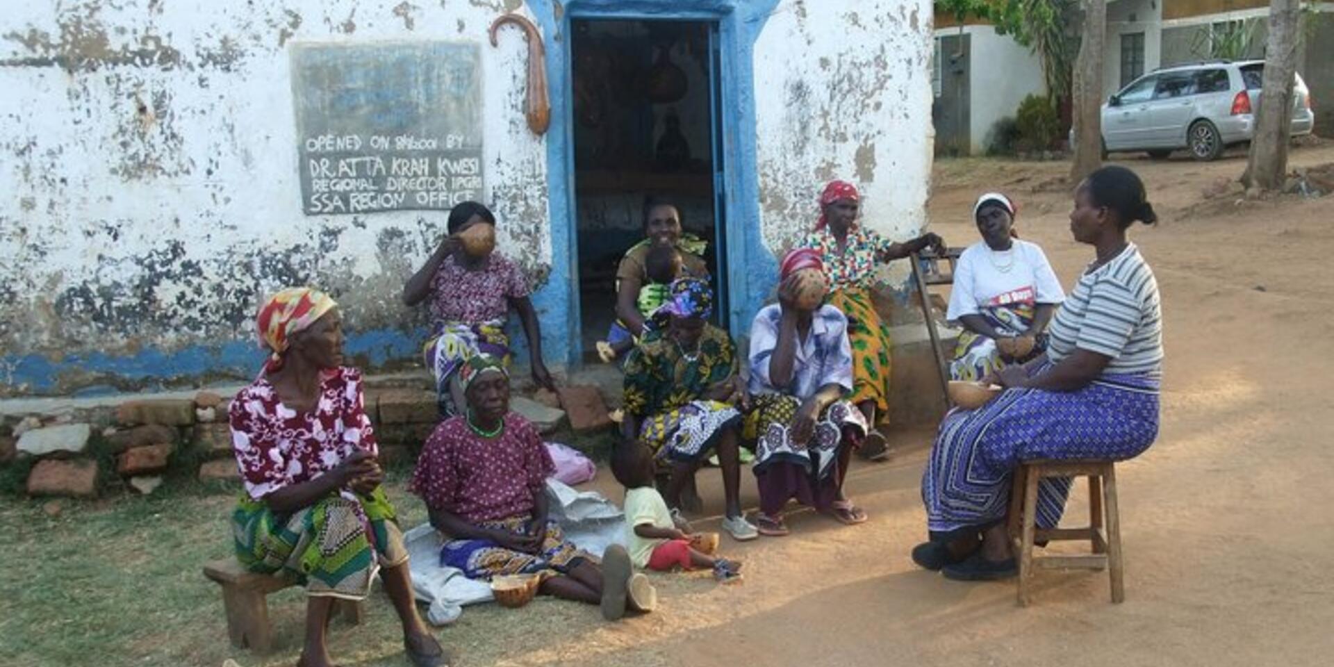 Women at the helm of change &ndash; one-on-one with the Kyanika Adult Women Group