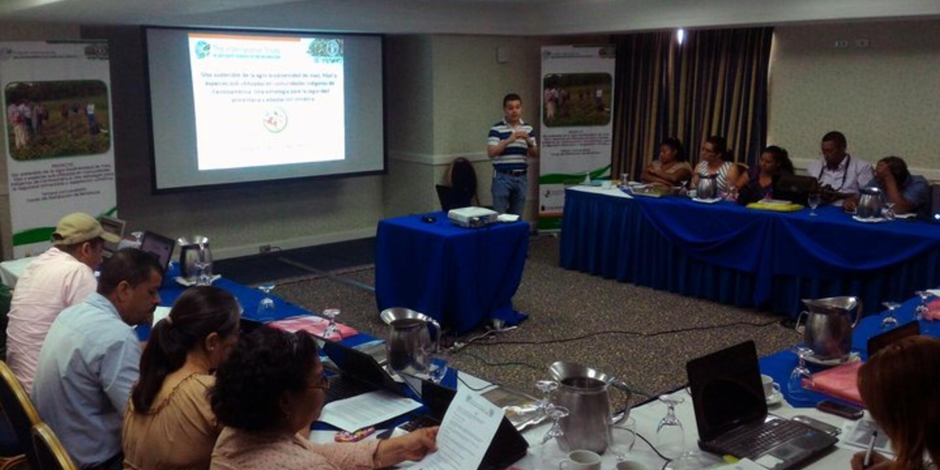 Central American professionals learn about farmer citizen science for climate adaptation