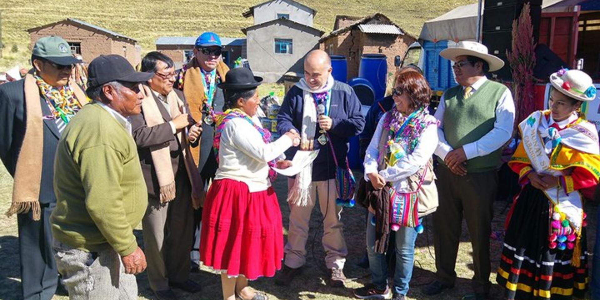 Realizing farmers&rsquo; rights through community biodiversity management