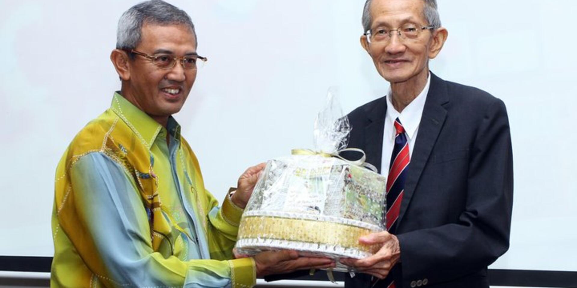 Half a century of pioneering seed conservation: an interview with Malaysian seed icon Professor Chin