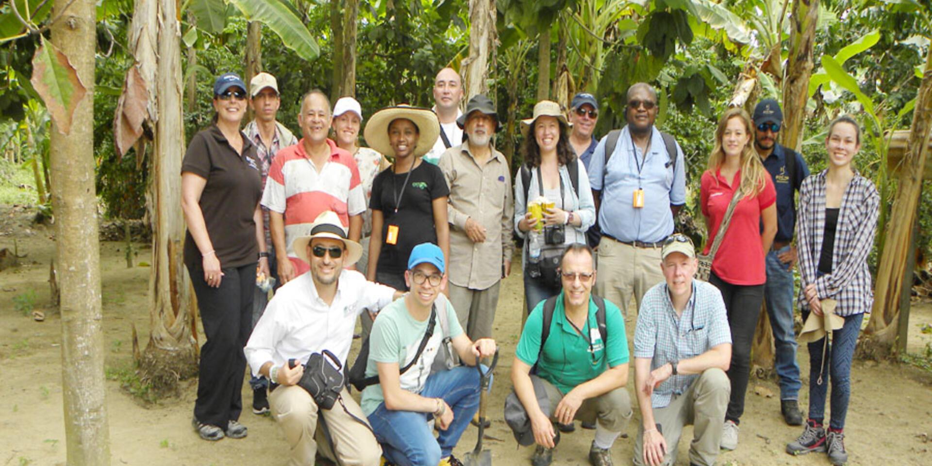 &Aacute;reas de investigaci&oacute;n del CIAT combinan esfuerzos para adelantar iniciativa Cacao para la Paz en Colombia