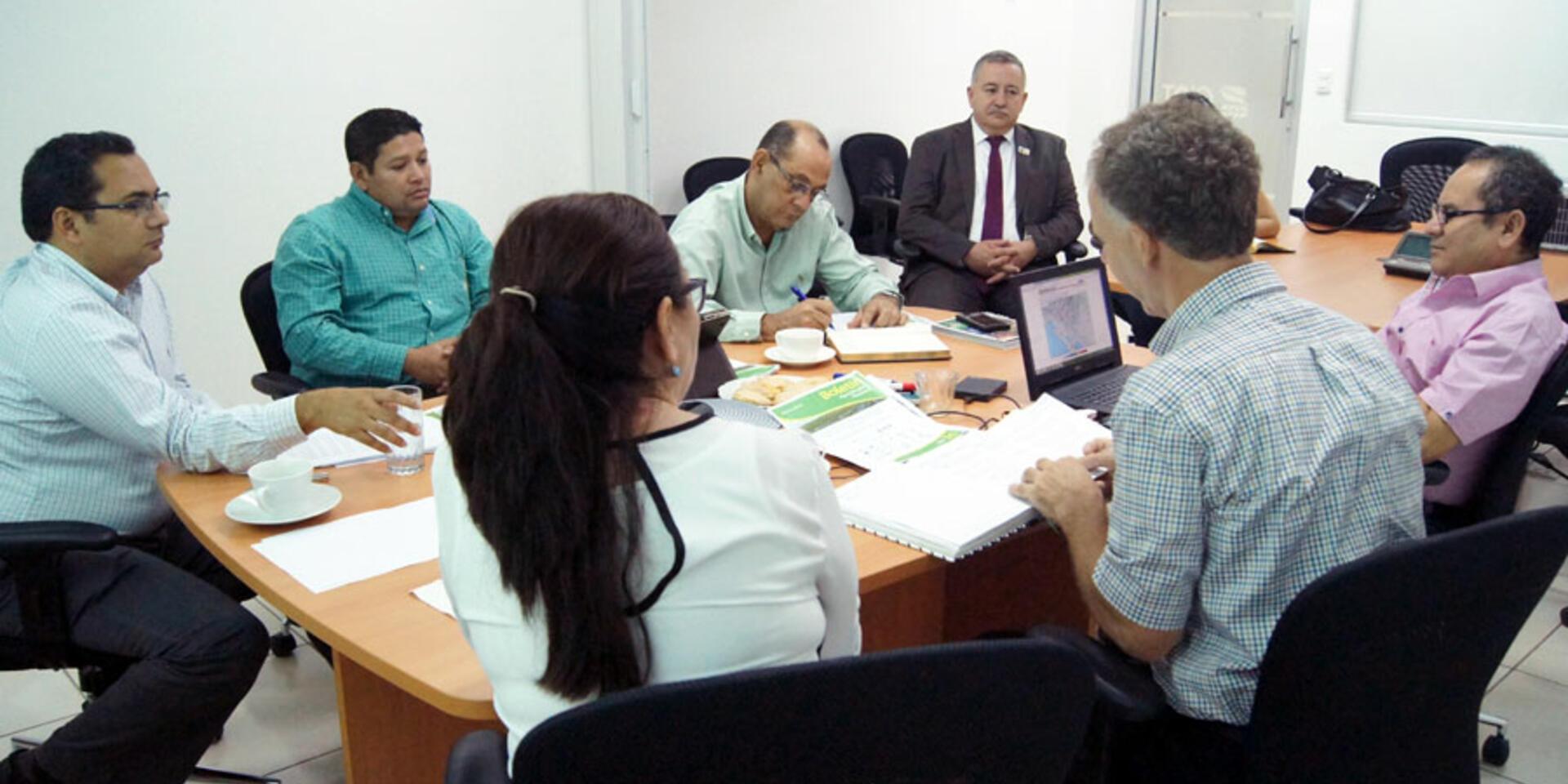 El CIAT facilita reuni&oacute;n con el sector p&uacute;blico para la gesti&oacute;n de la informaci&oacute;n clim&aacute;tica en Nicaragua