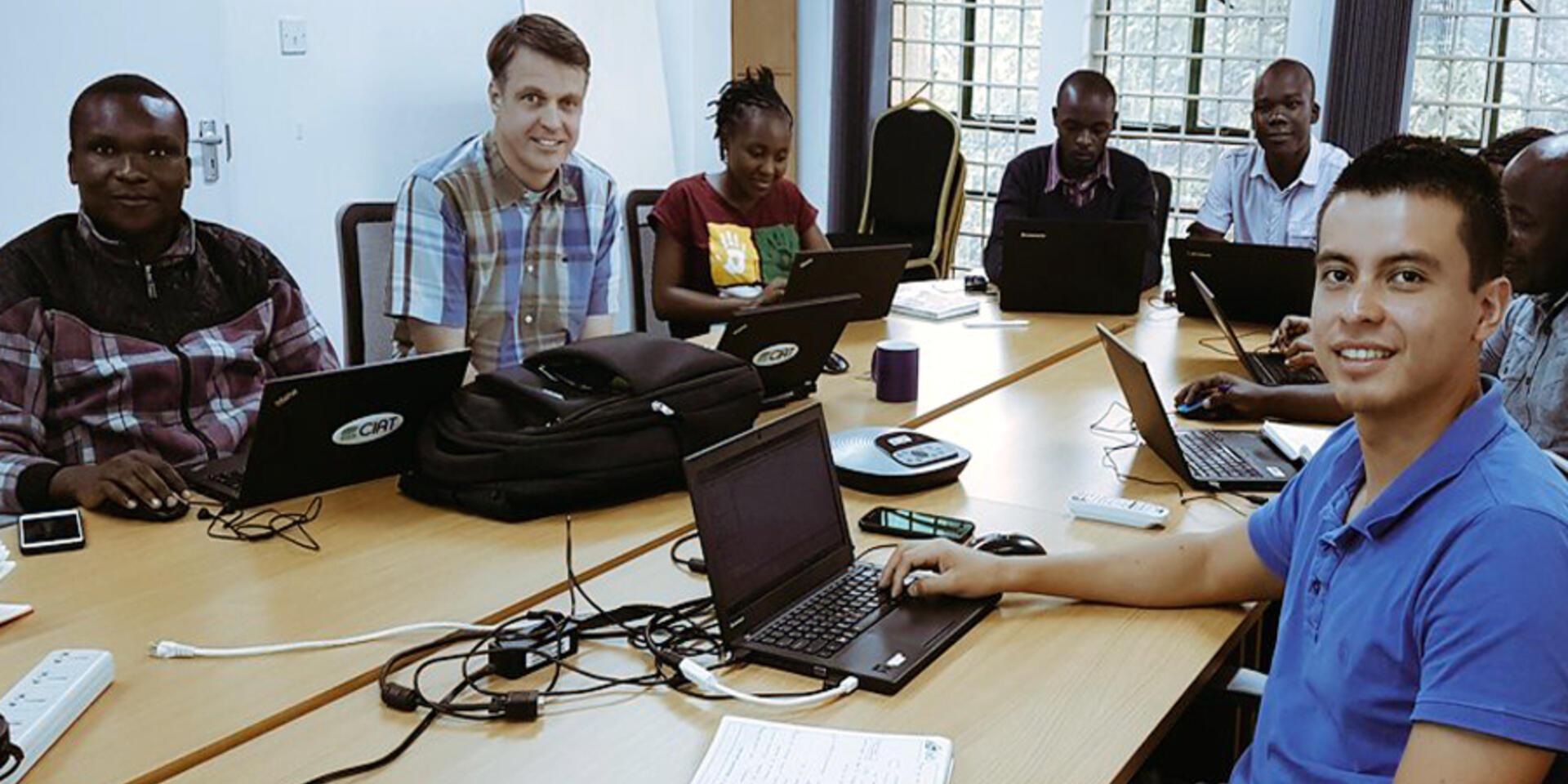 El equipo Big Data fortalece relaciones con &Aacute;frica