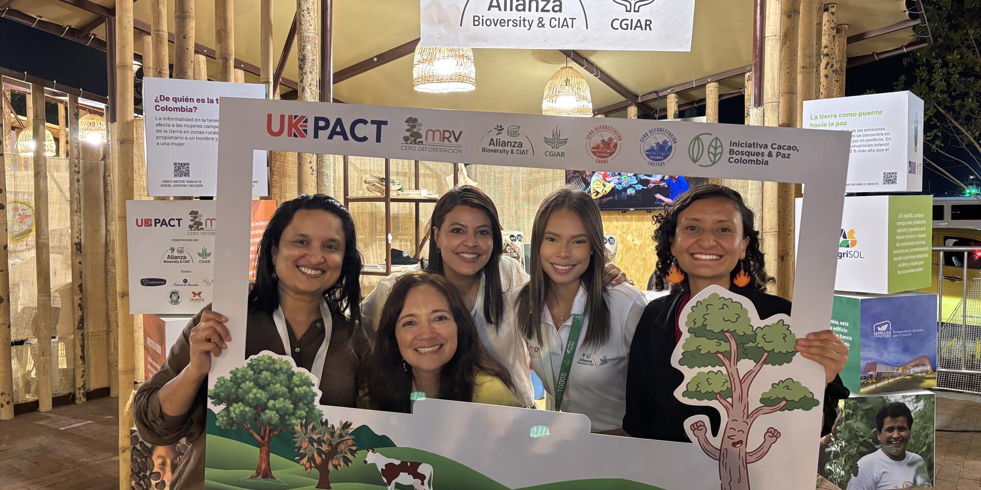 "Land to Work, Eat and Live" in Cartagena: Our experience at ICARRD+20