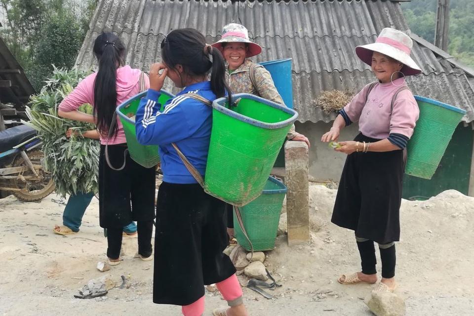 Can direct benefits from PPP schemes trickle down beyond private business to the rest of society?