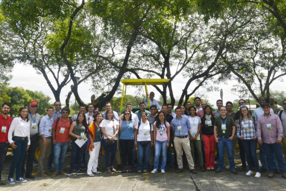 Tejiendo Lazos: El CIAT y Agrosavia estrechan su cooperación para fortalecer el agro colombiano